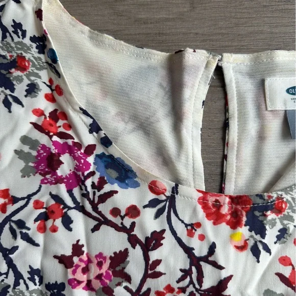 Old Navy floral print dress - size small - Picture 5 of 5